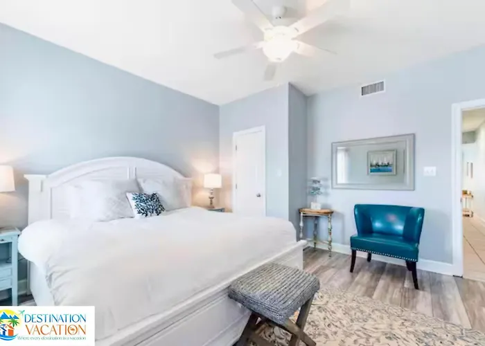 Luxury Beachfront Retreat 5br, Pool, Sleeps 12 Apartment