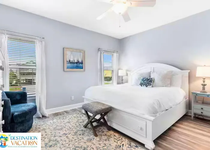 Apartment Luxury Beachfront Retreat 5br, Pool, Sleeps 12 *