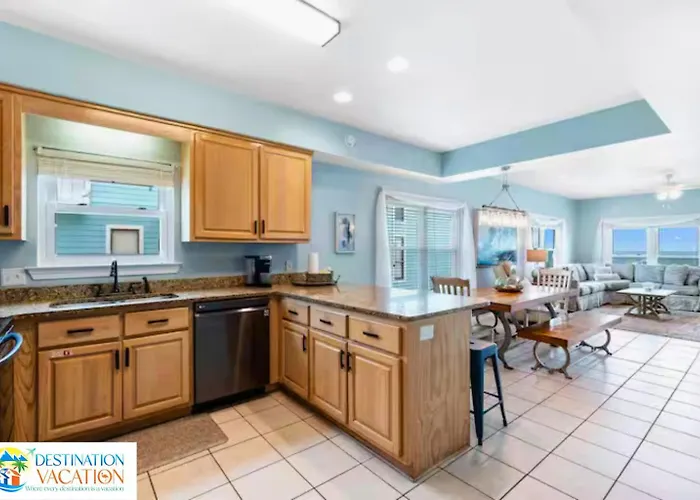 Luxury Beachfront Retreat 5br, Pool, Sleeps 12 *