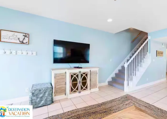 Apartment Luxury Beachfront Retreat 5br, Pool, Sleeps 12 *